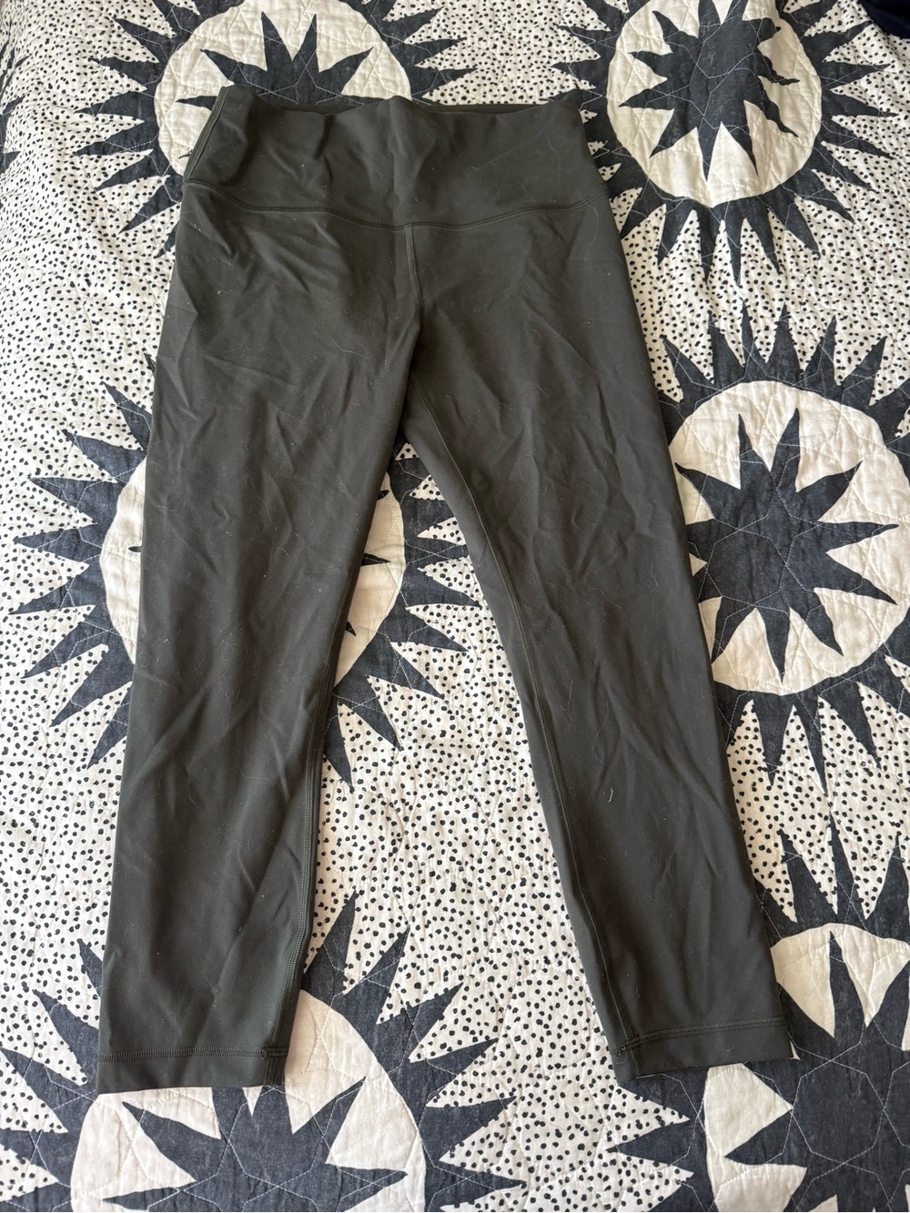 Lululemon wonder train